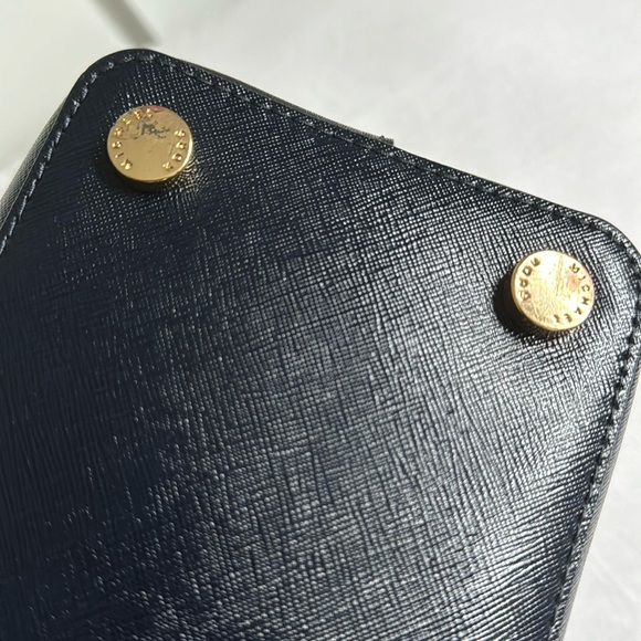Michael Kors Bag Savannah Navy Admiral Tri-compartment Satchel Bag Poof Keychain - Picture 15 of 17